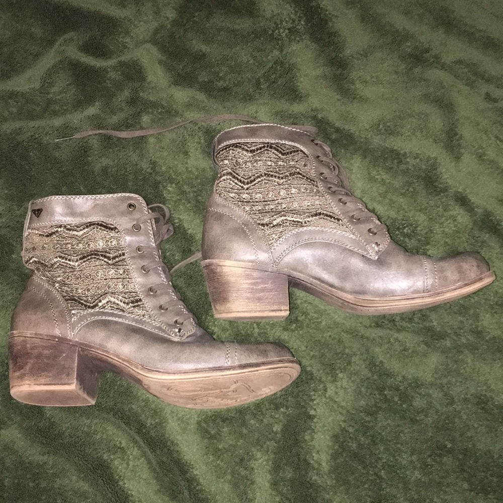 Cute Roxy boots